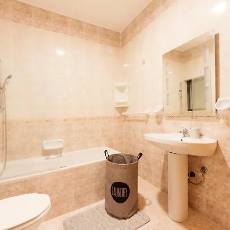 Appartamento 3 Bedroom Entire