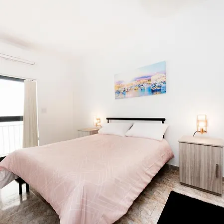 Apartment 3 Bedroom Entire *