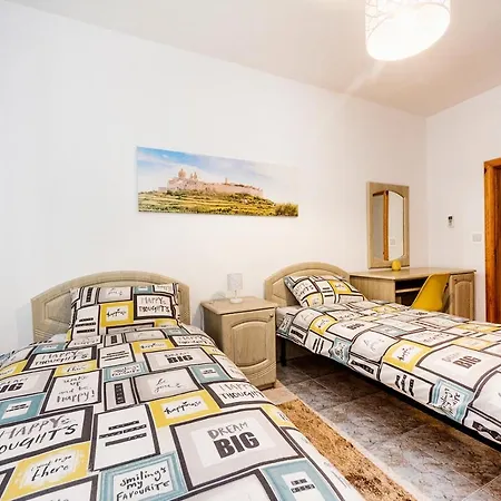 Appartement 3 Bedroom Entire