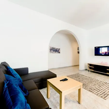 3 Bedroom Entire * Msida