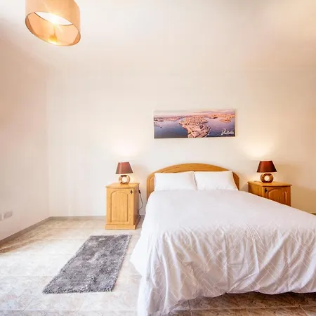 3 Bedroom Entire Appartement *